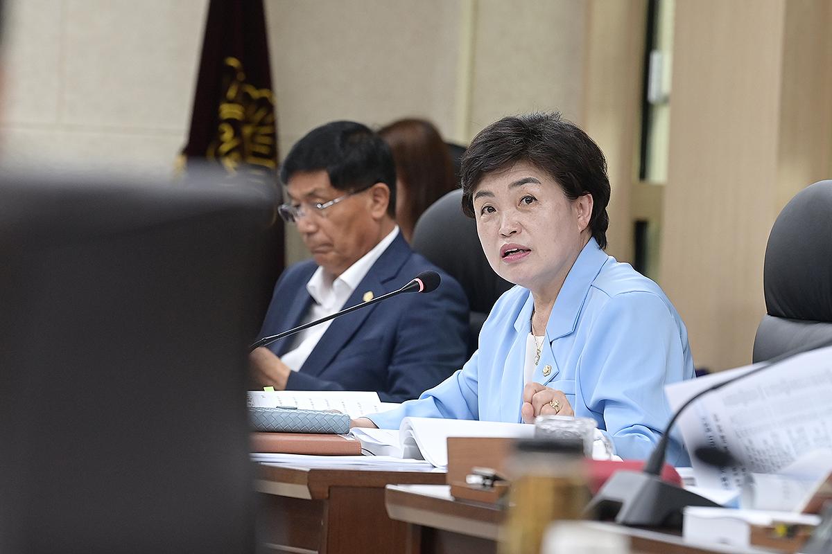  제2일차 행정사무감사