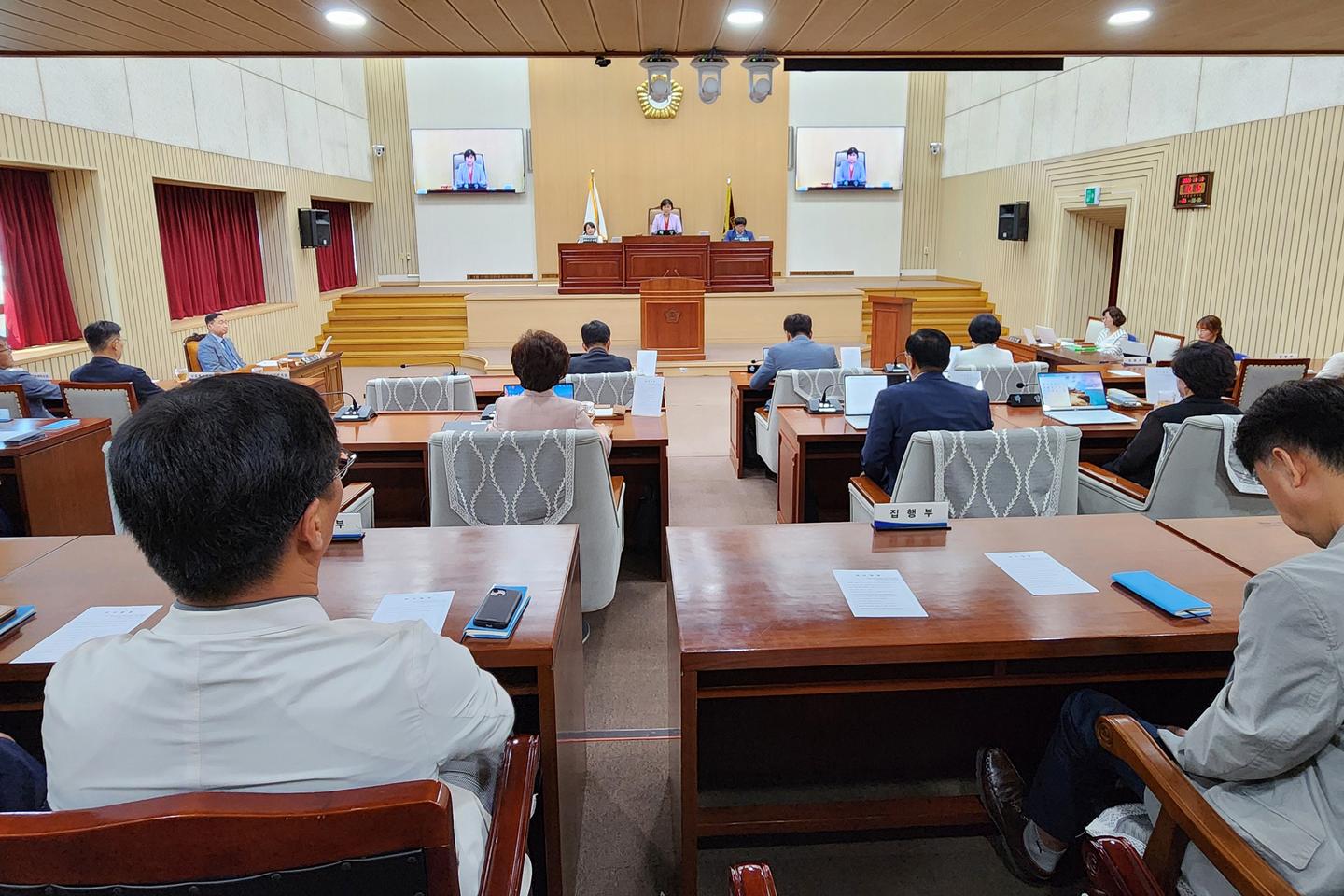 제295회 임시회 제2차 본회의