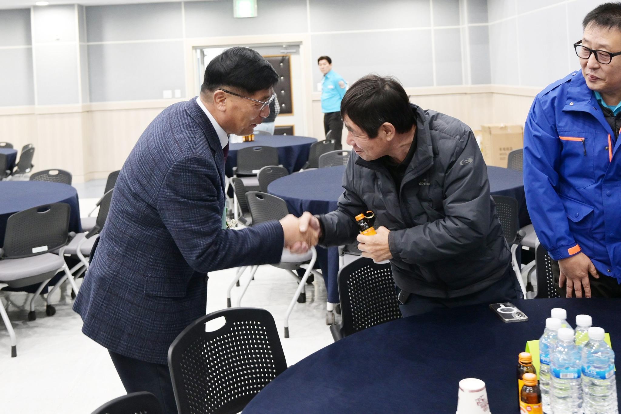 연천모범운전자회 창립 43주년 기념 및 회장 이·취임식