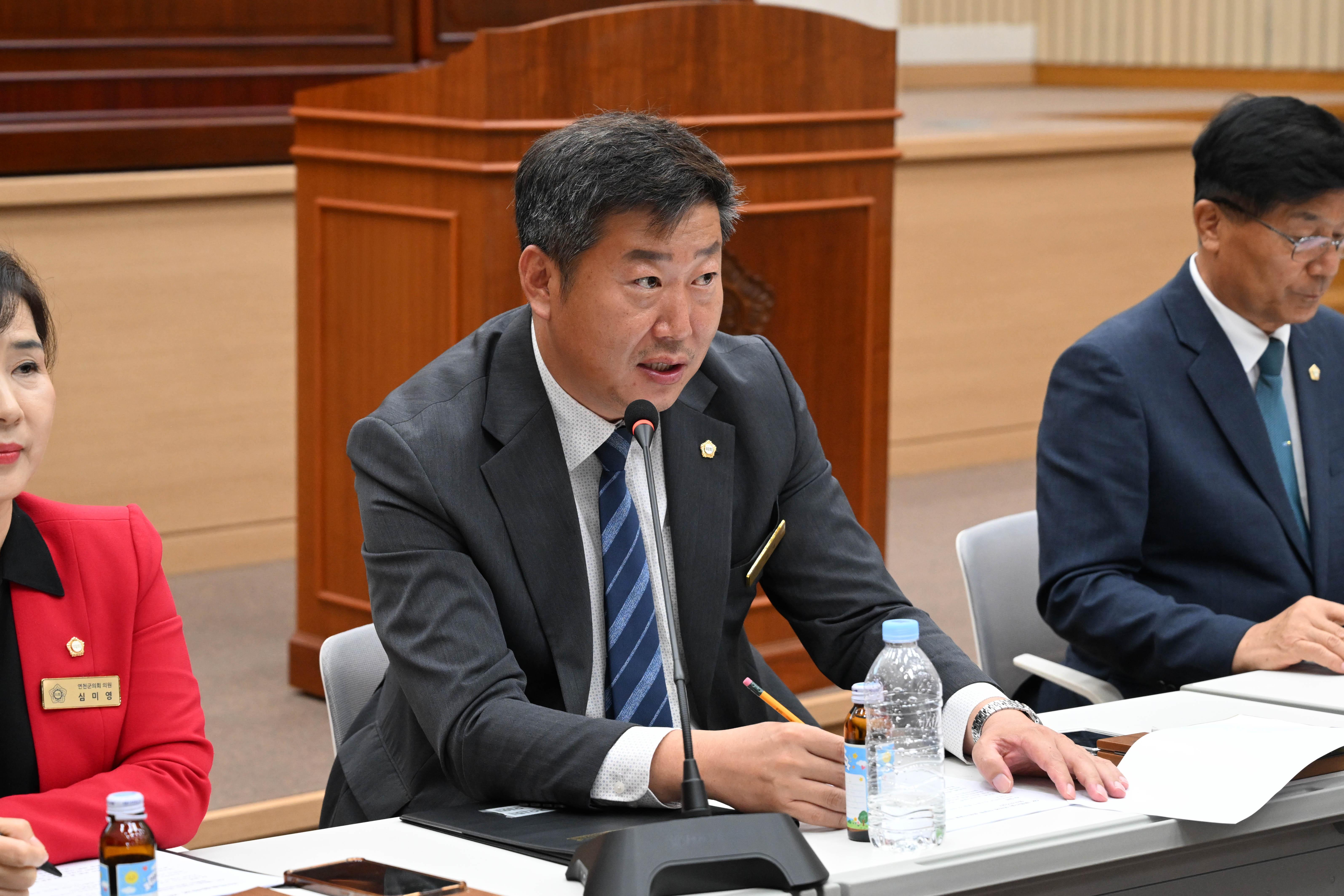 전곡초교 3, 4학년 의회 견학방문